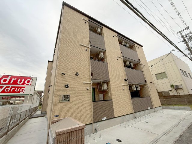 建物外観　綺麗な外観の素敵なお部屋があなたを待っています。