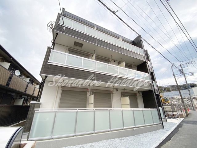 建物外観　人気の久里浜エリア・最上階・角部屋♪