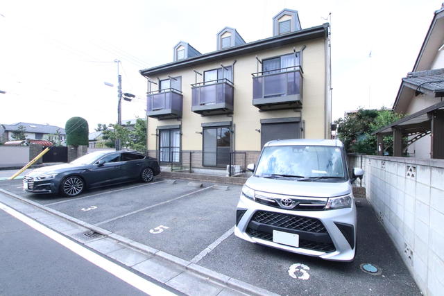 駐車場　敷地内駐車場※要空き確認