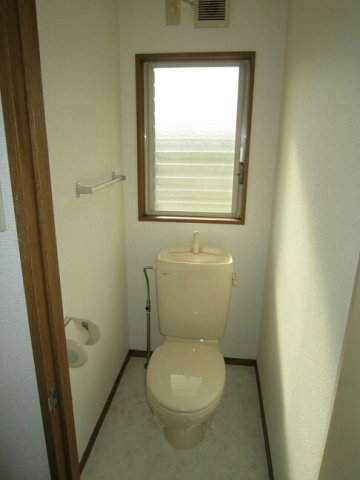 トイレ　トイレもきれいです