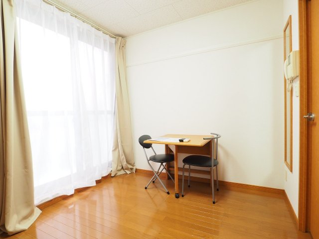 レオパレスライトハウス上田の内装写真