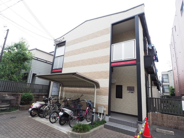 レオパレスライトハウス上田の外観写真
