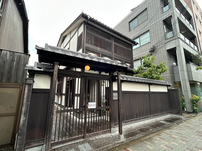 ゑびす小路 五の間