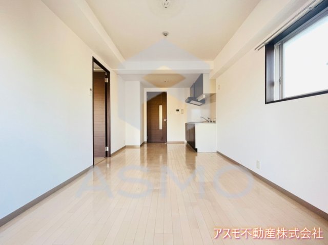 居室・リビング　同マンション別部屋　参考写真
