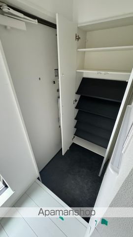 アーベインテラス高円寺の玄関写真