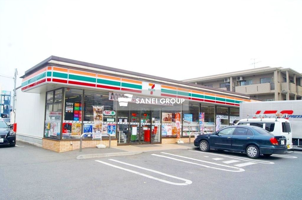 コンビニ　セブンイレブン所沢市民体育館前店（コンビニ）まで990m