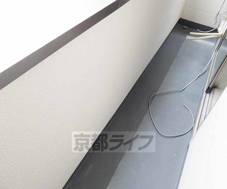 バルコニー　しっかり干せます