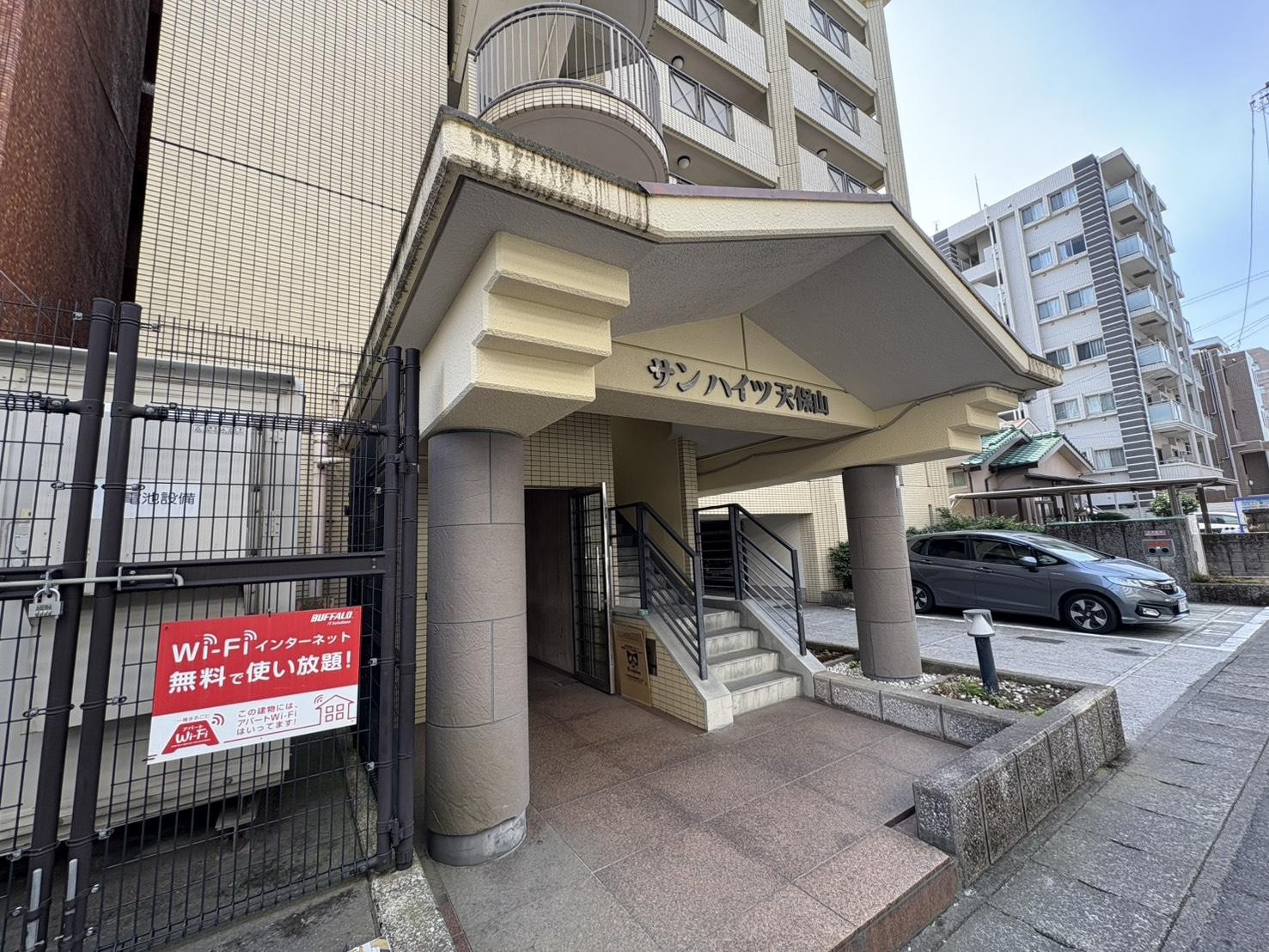 建物外観