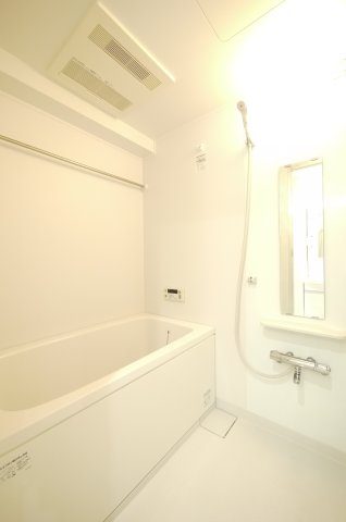 バス・シャワールーム　※写真は別の部屋のものです。