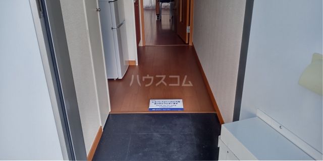 レオパレス大前の玄関写真