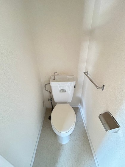 トイレ　※別号室のお写真です。