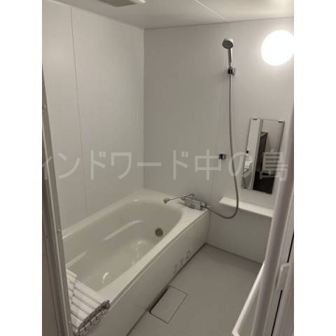 バス・シャワールーム　詳細は、ウィンドワード中の島店までご相談下さい。