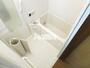 バス・シャワールーム　きれいな浴室