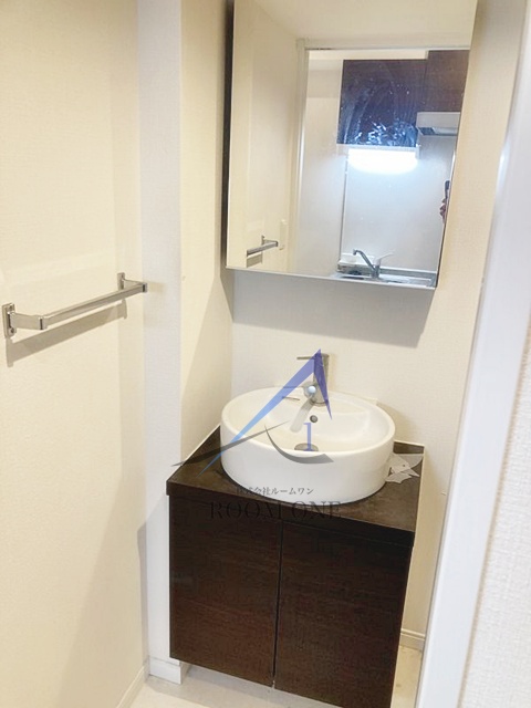 洗面設備　洗面台です。