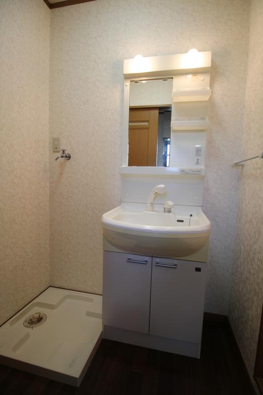 洗面設備　洗髪洗面化粧台（シャワードレッサー）