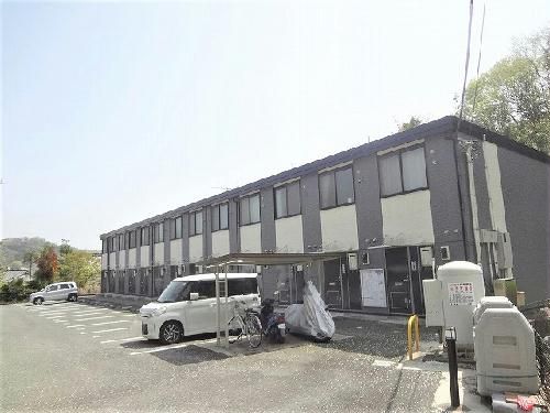 伊豆の国市長岡のアパートの建物外観