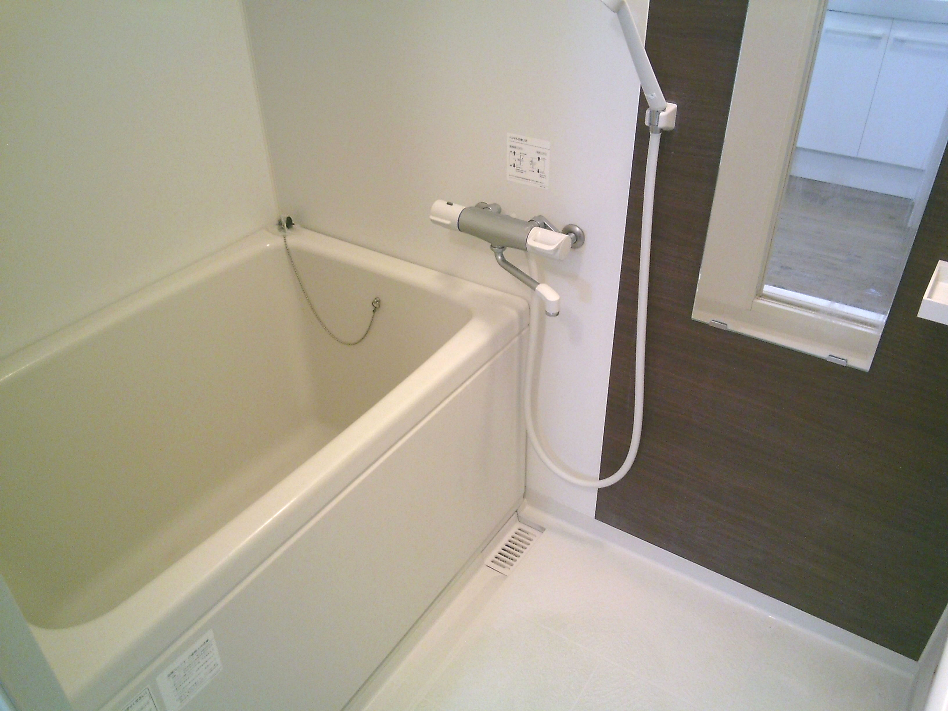 バス・シャワールーム　浴室乾燥ついてます