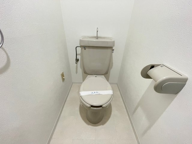 【シャルル小野のトイレ】