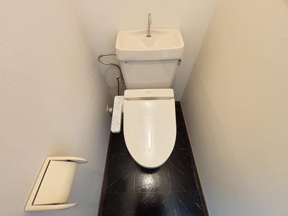 トイレ　シャワー付きトイレ