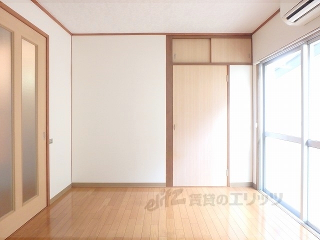 居室・リビング　洋室