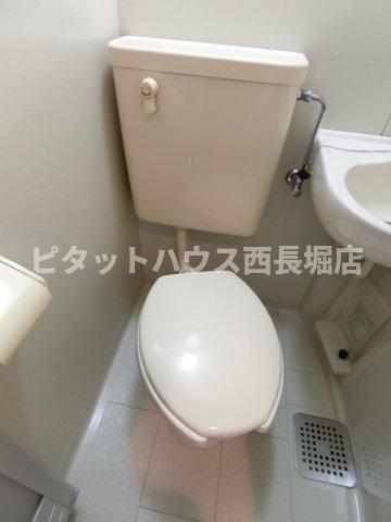 【メゾンアルベールのトイレ】