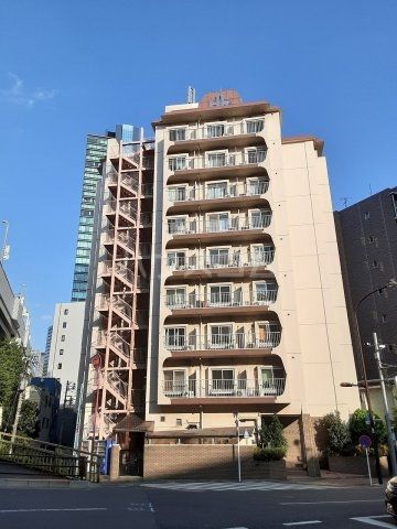 大橋スカイハイツの建物外観