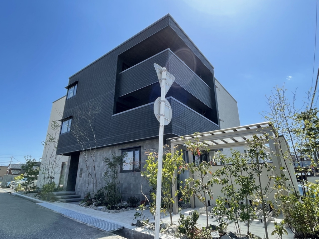 Ｄｒｅａｍｉｏ堀川小泉の建物外観