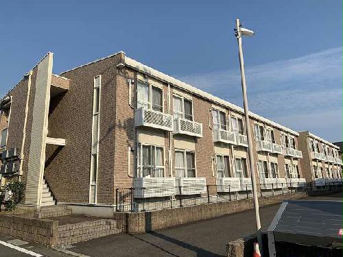 【レオパレスロハス富の原の建物外観】
