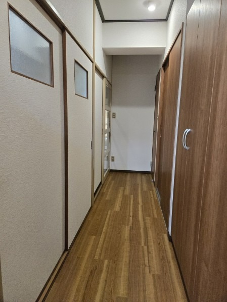 【糟屋郡宇美町宇美のマンションの玄関】