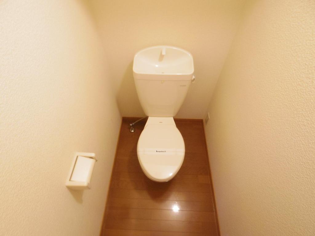 トイレ　同型モデル