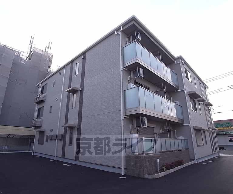 京都市左京区一乗寺梅ノ木町のマンションの建物外観