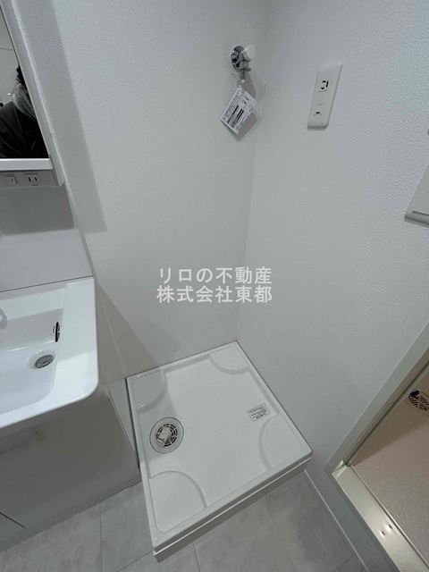 その他　水漏れの心配がない防水パン付きの洗濯機置き場です♪