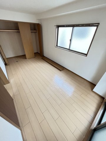 その他部屋・スペース　落ち着いて過ごせるお部屋なので、寝室にいかがでしょうか