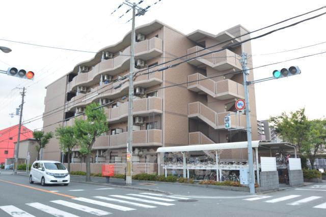 大阪市住之江区北島のマンションの建物外観