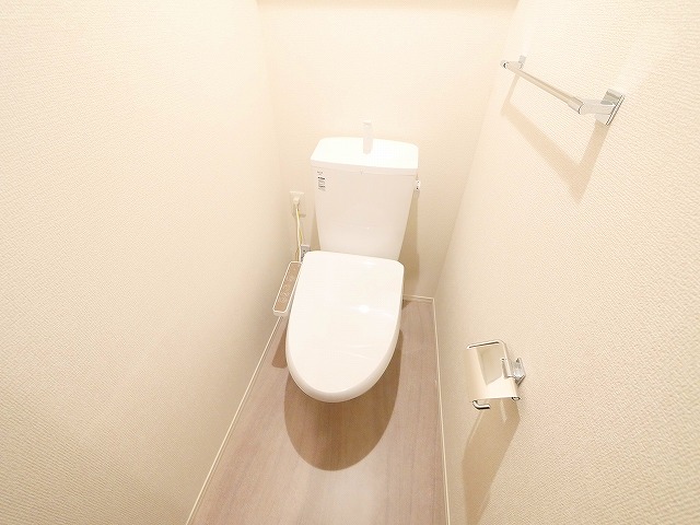 トイレ　ゆったりとした空間のトイレです