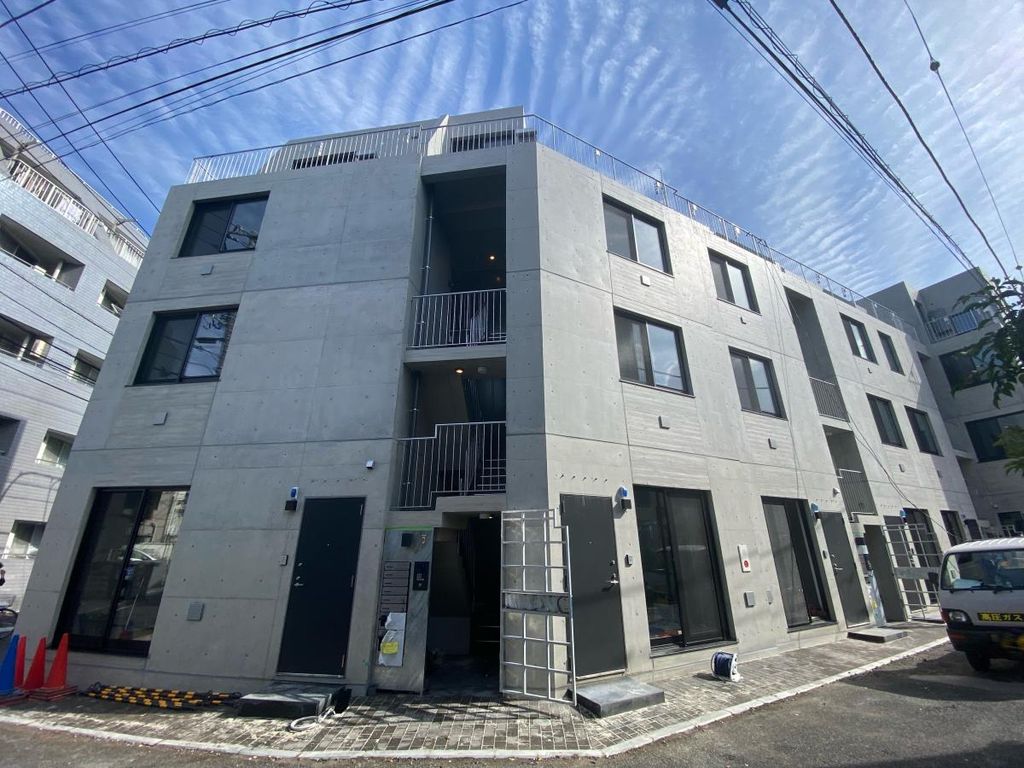 ウノビスタ鶴見Ｂの建物外観