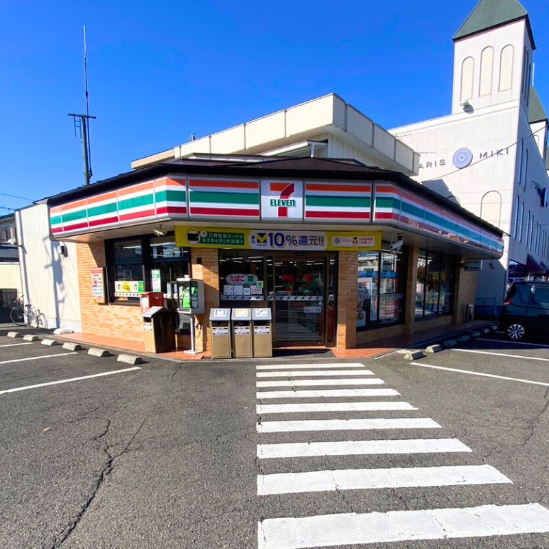 コンビニ　セブンイレブン会津千石店（コンビニ）まで184m