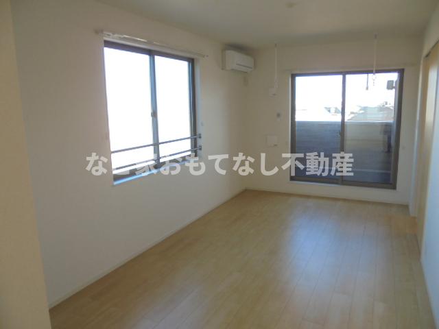 居室・リビング　同型タイプ　※写真は角部屋