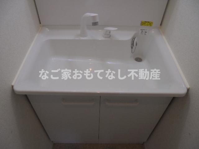 洗面設備　同型タイプ