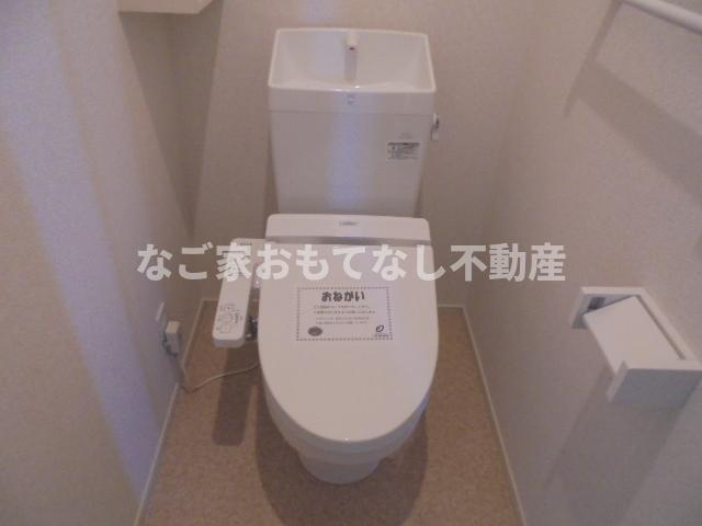 トイレ　同型タイプ