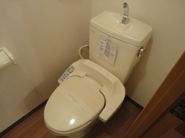 トイレ　シャワー付トイレ