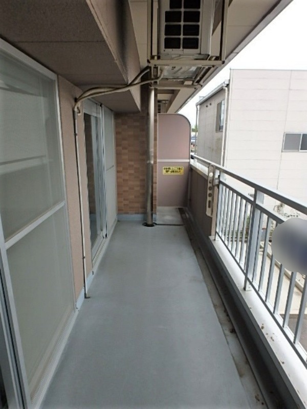 バルコニー　図面と現状に相違がある場合には現状を優先