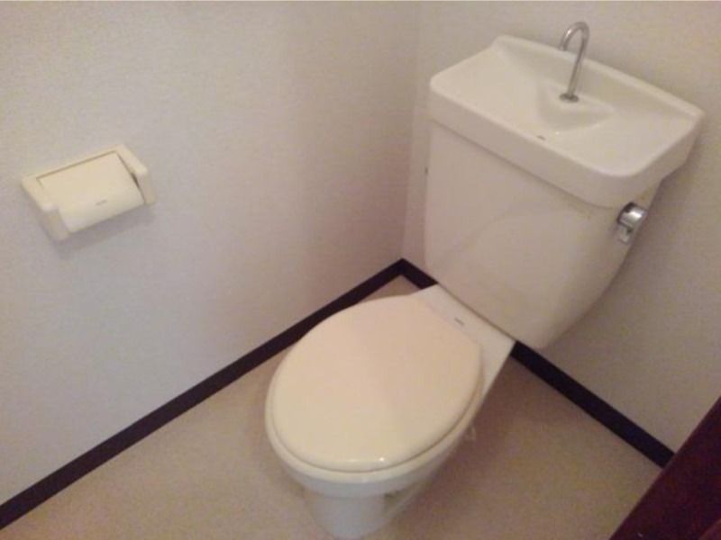 トイレ　図面と現状に相違がある場合には現状を優先