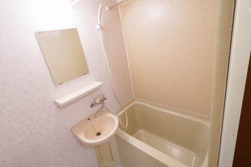 バス・シャワールーム　バス