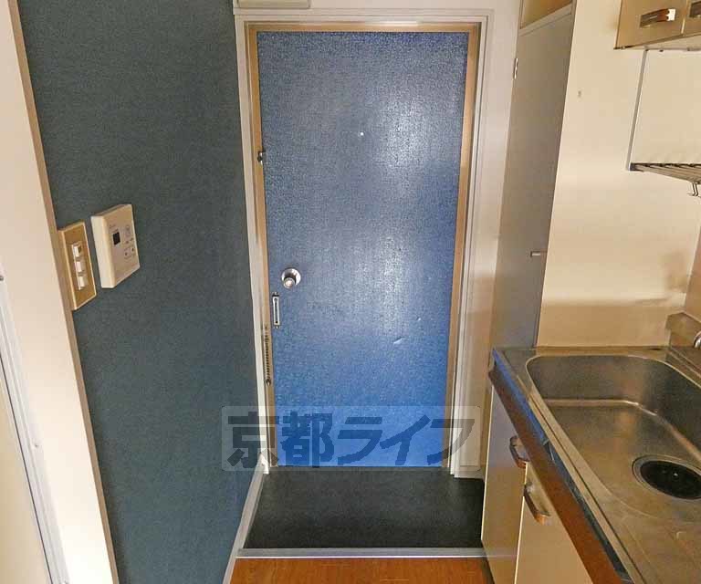 玄関　玄関です。