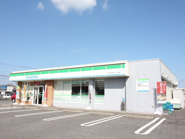 コンビニ　ファミリーマート 大分青崎店（コンビニ）まで350m