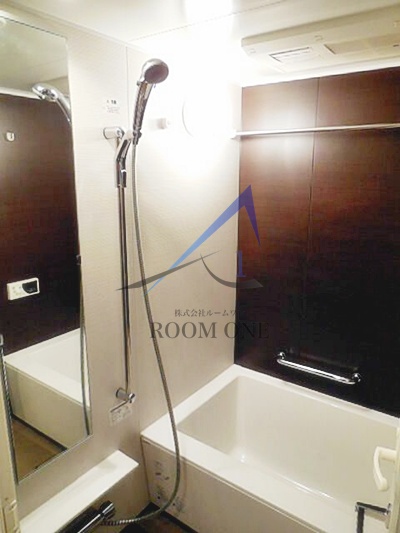 バス・シャワールーム　お風呂です。