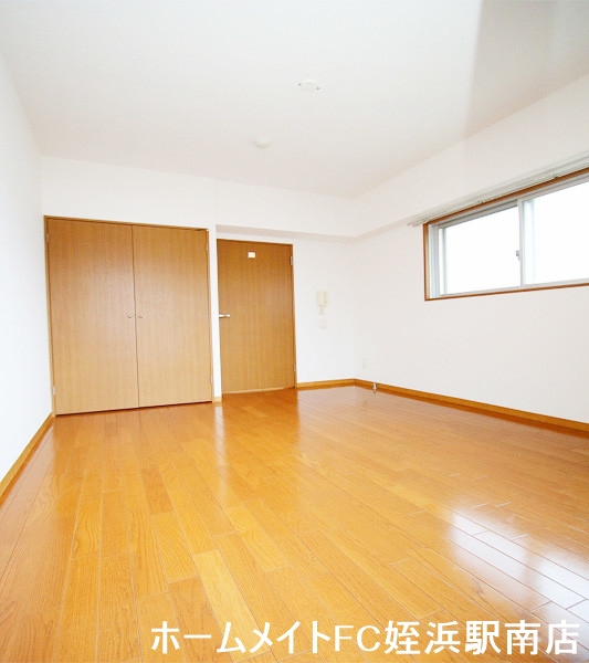 居室・リビング　★このお家賃は魅力的★参考写真