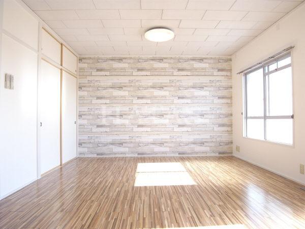 居室・リビング　同物件別部屋です。