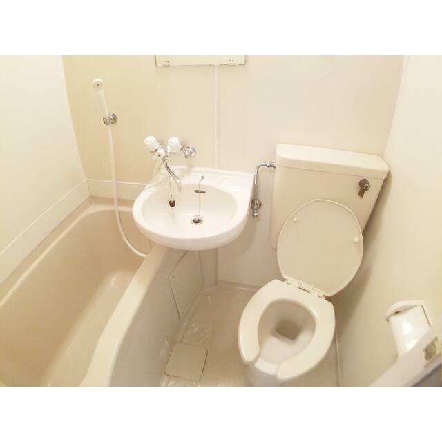 バス・シャワールーム　同物件別部屋